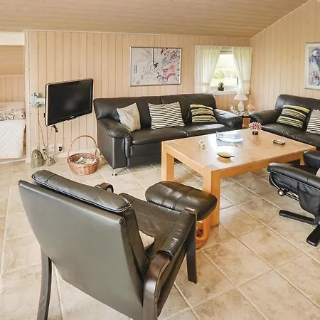 Two-bedroom Holiday In Dom wakacyjny