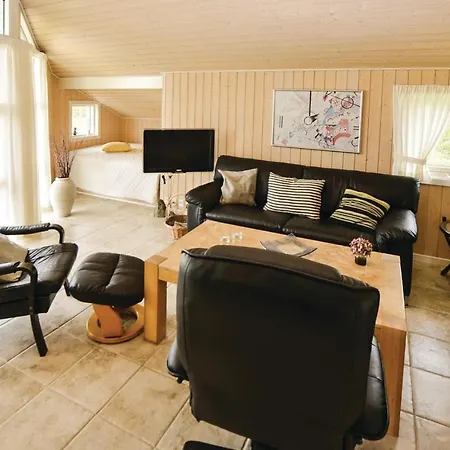 Dom wakacyjny Two-bedroom Holiday In Nordborg